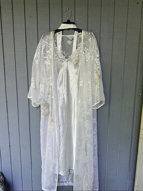 Natori Vintage Silk Nightgown Size L